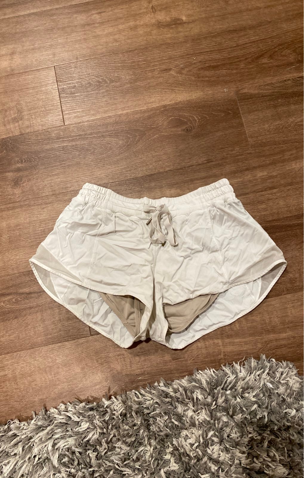 Lululemon shorts 8