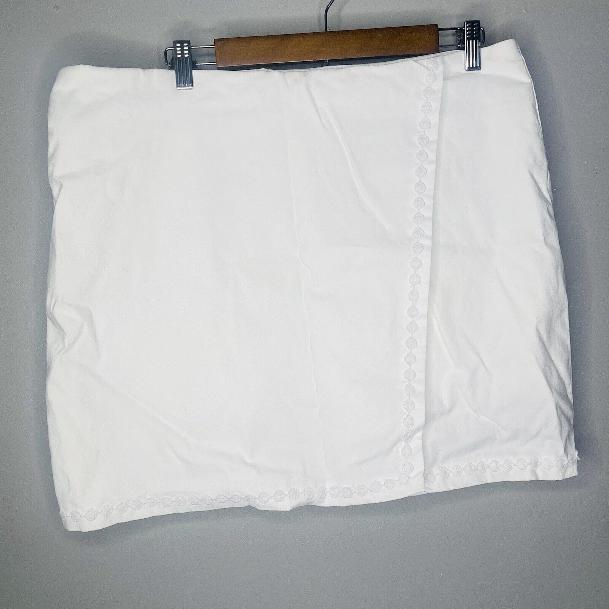 women’s size 16 W white skort with shorts new Without Tags - Crown & Ivy