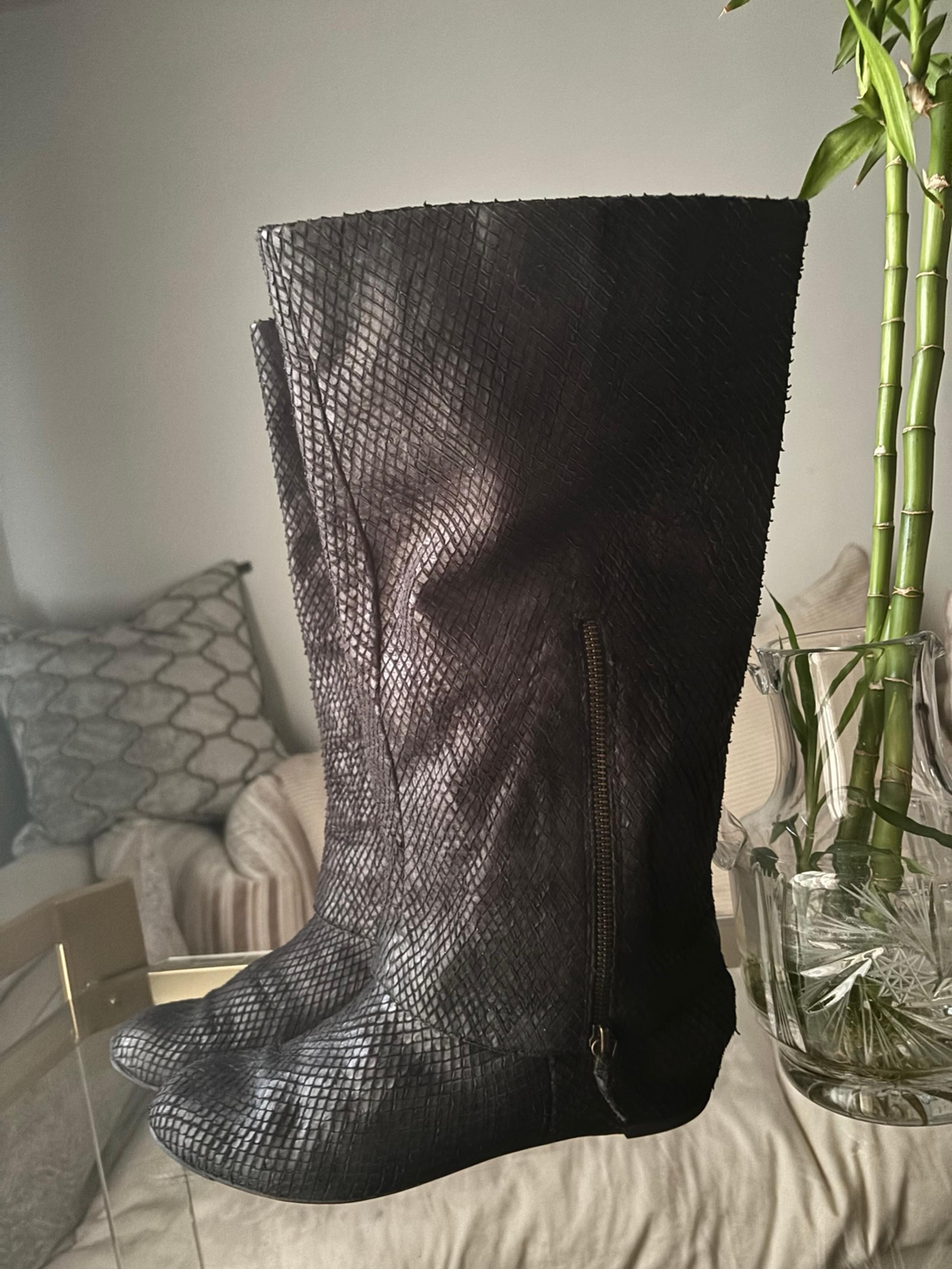 Elizabeth and James E-Creed Black Leather Knee-High Tall Boot 10