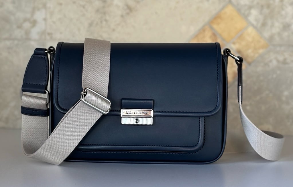 Michael Kors Bradshaw MD Flap Pocket Messenger Bag Navy/Silver