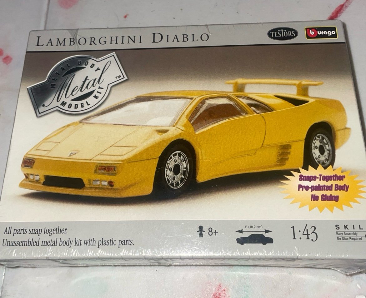 Bburago Lamborghini Diablo Yellow Car Die-cast Model Car