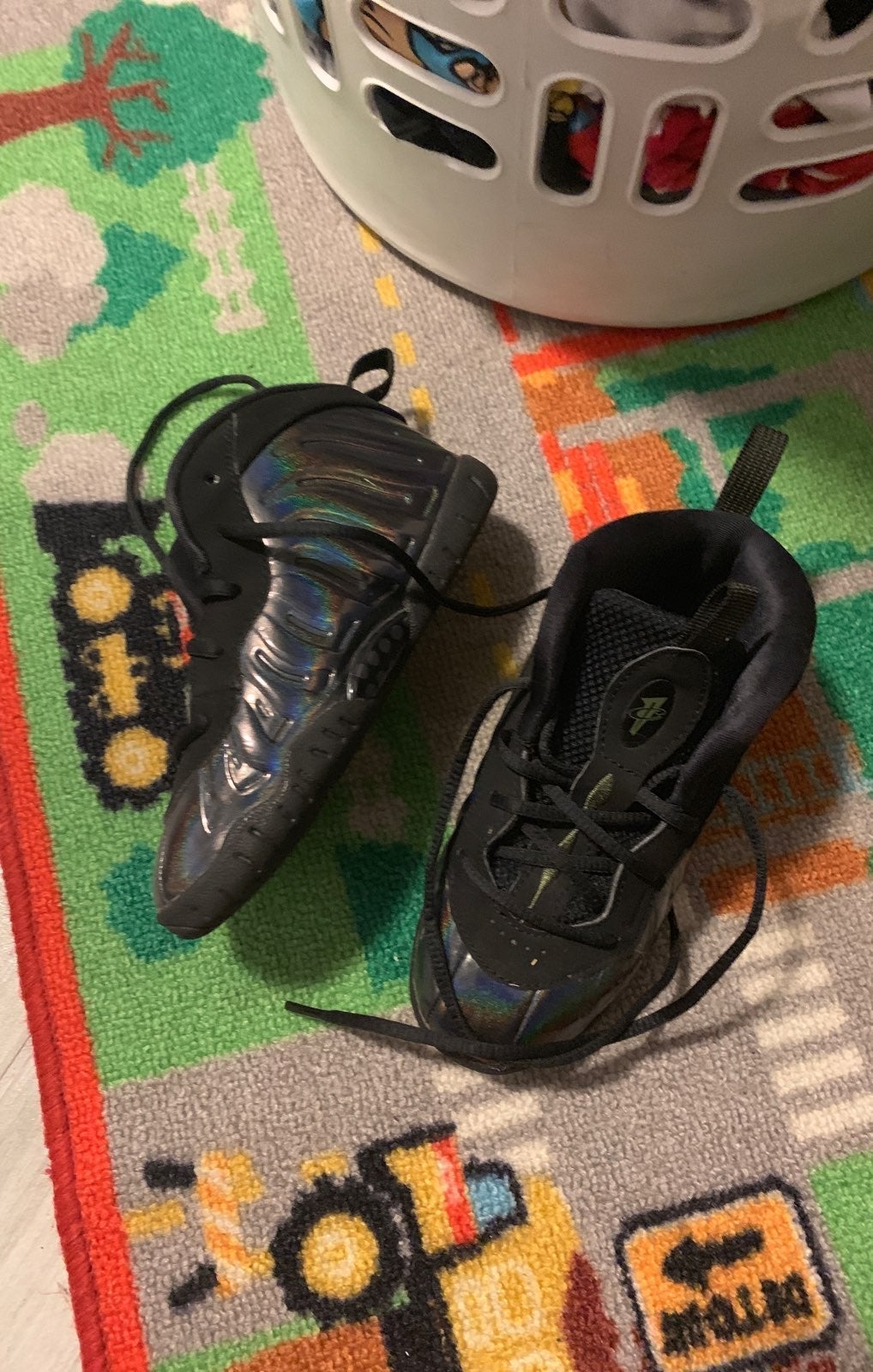 boys shoes size 10c CO3603