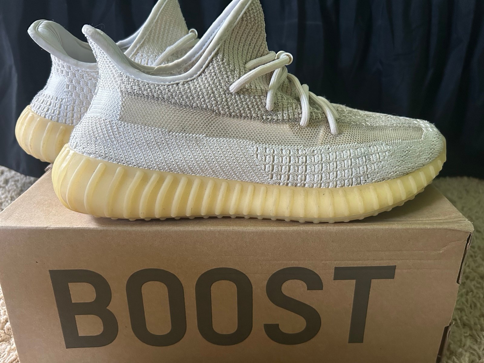 Yeezy boost 350 V2 ‘natural’ white