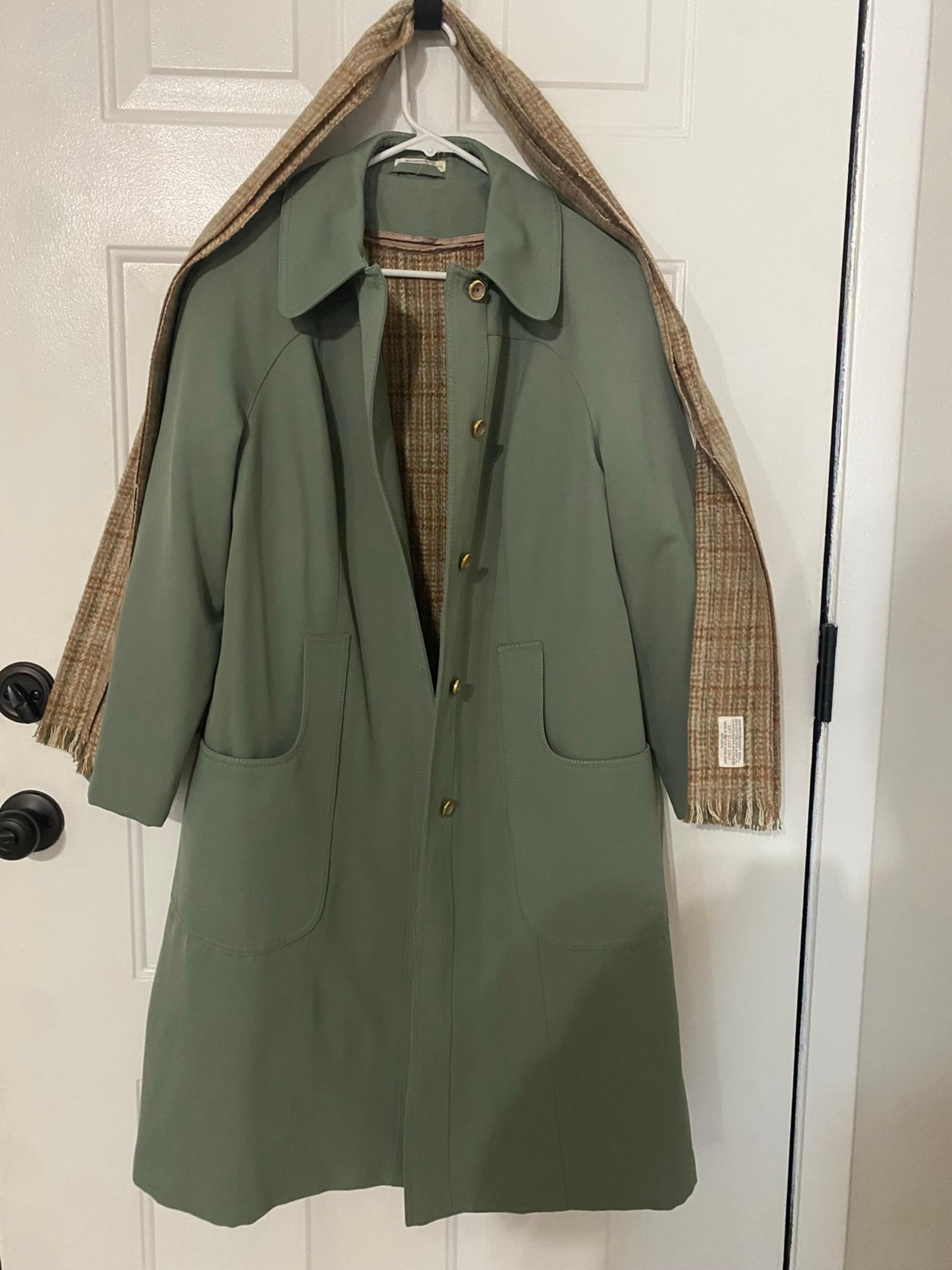 Forecaster of Boston Made in British Hong Kong Trench Coat Women’s Size 9/10