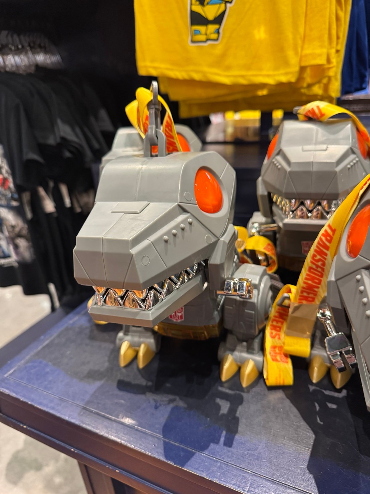 Authentic Grimlock Popcorn Bucket Eyes Light Up Action Figure Universal Studios