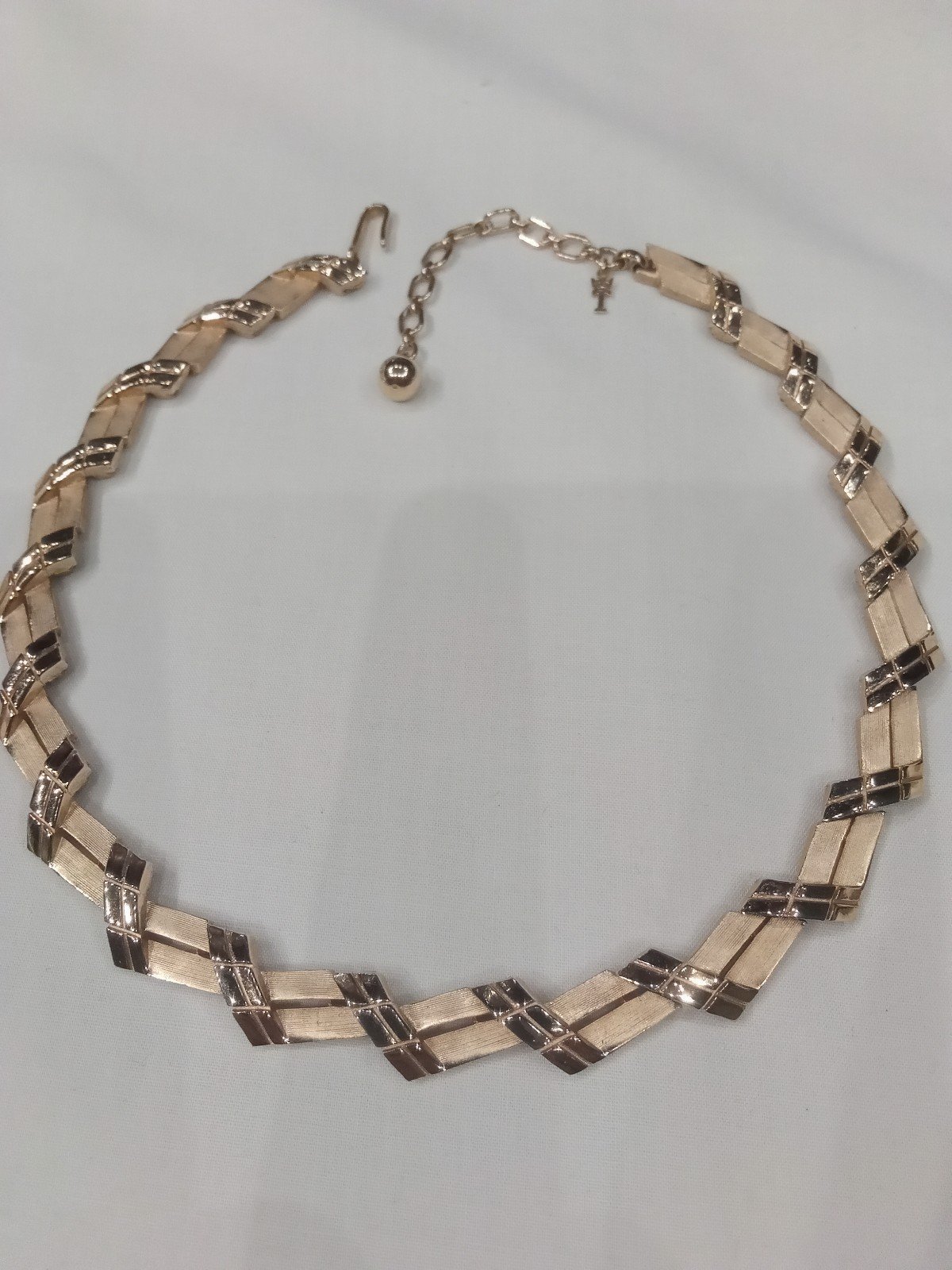 Vintage Trifari Gold Plated Heavy Metal Collar Necklace.
