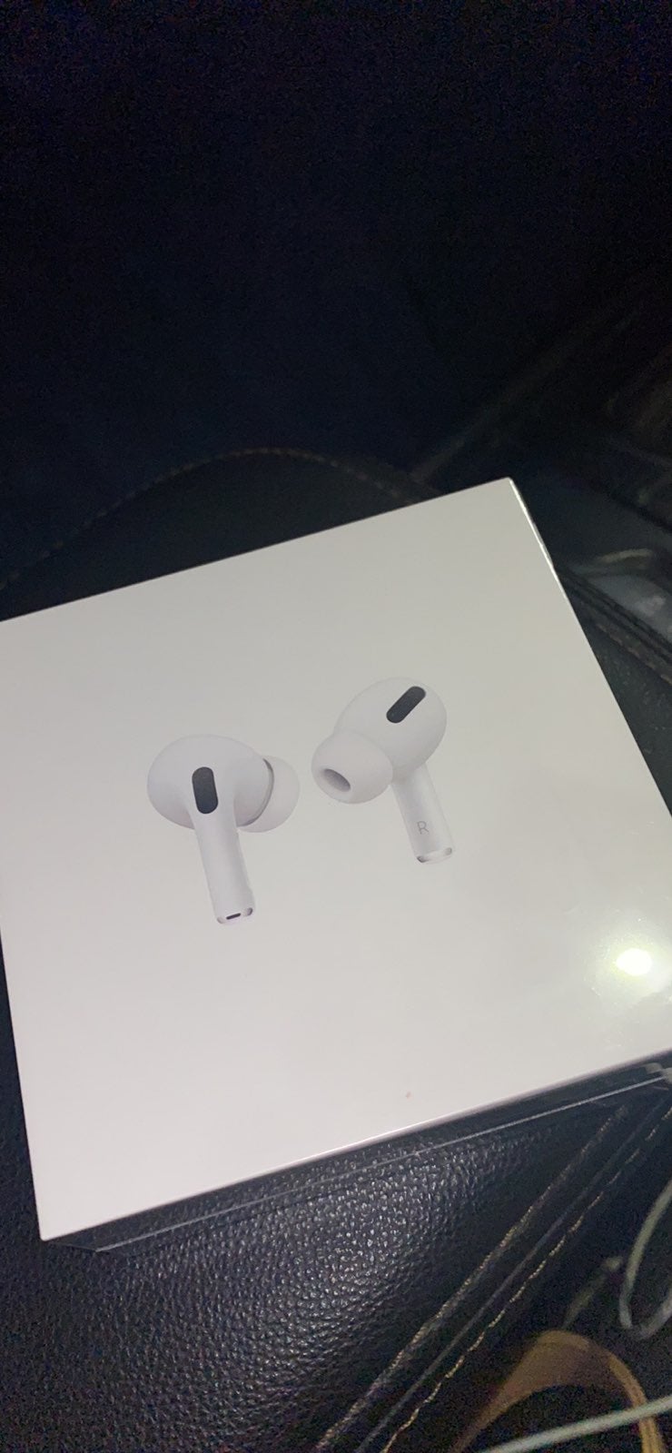 Apple AirPods Pro With Wireless