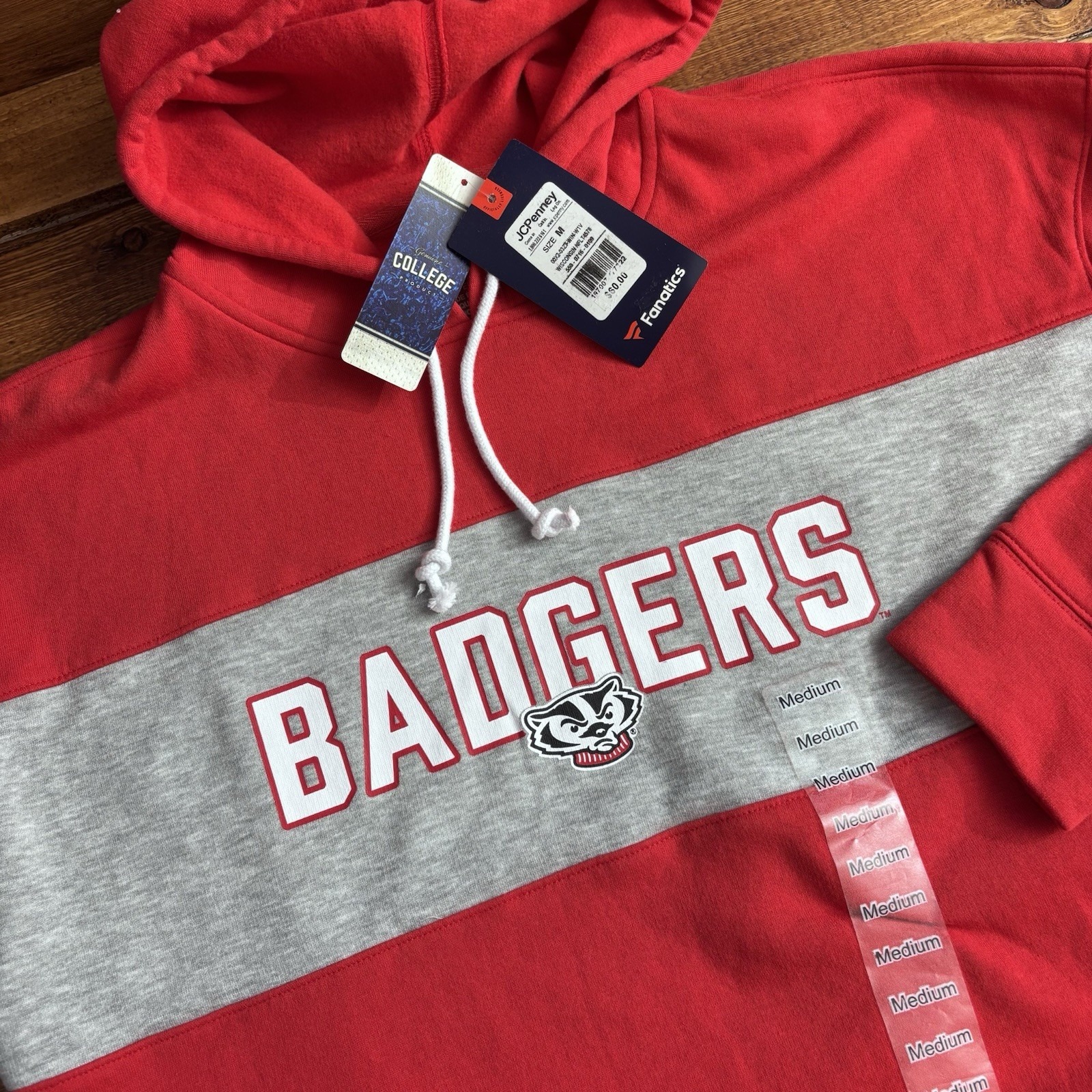 Wisconsin Badgers Hoodie Women's Medium Red Grey FANATICS Sweatshirt NEW