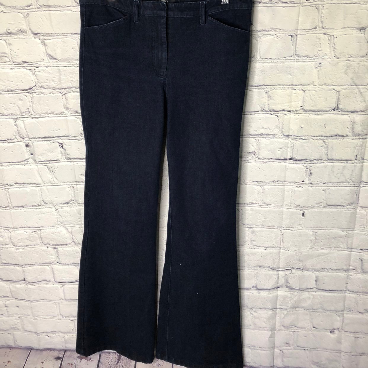 Theory Movement Denim Flared Jean Size 2