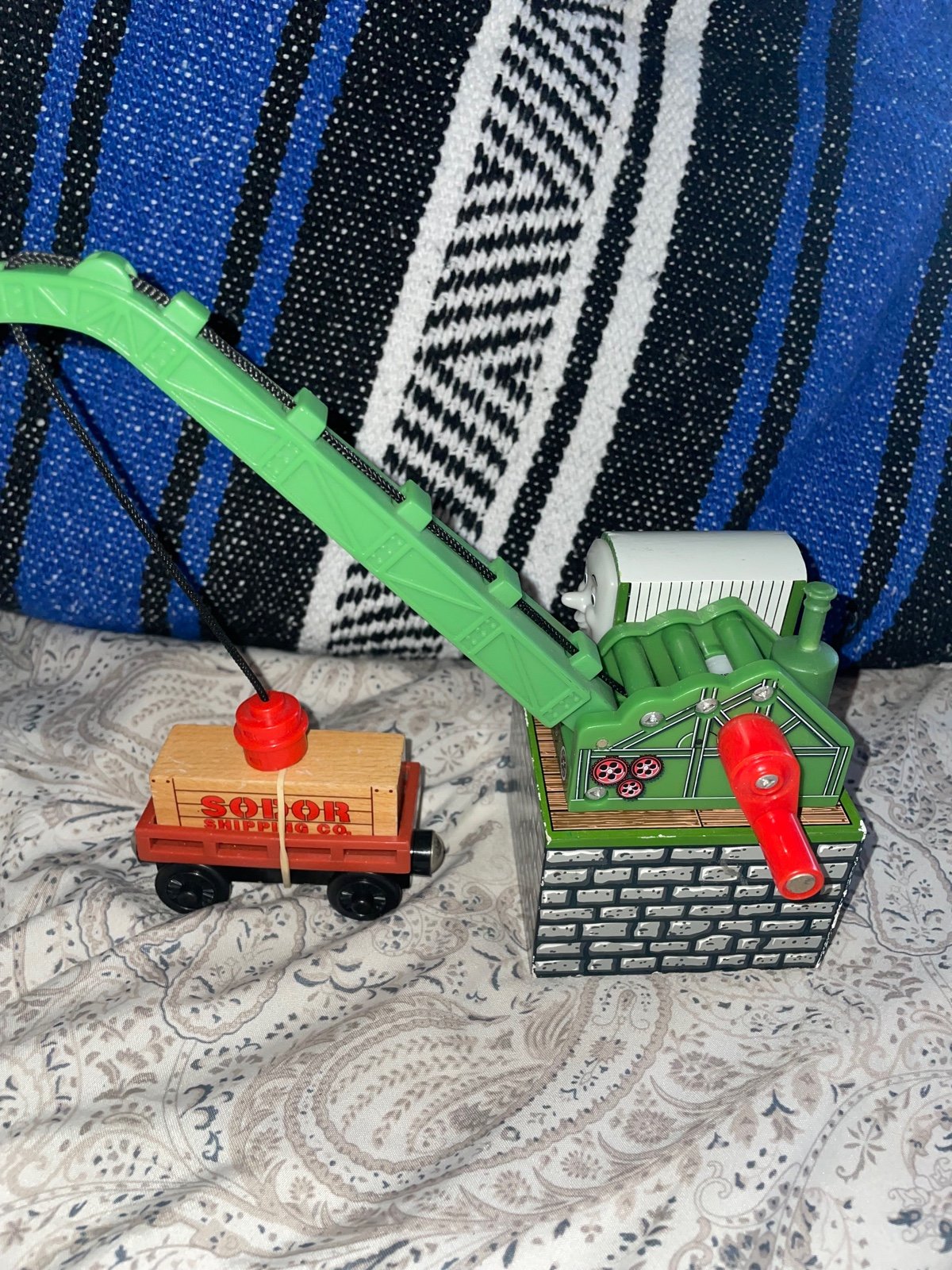 Thomas Wooden Railway Train Engine Track Colin Crane Magnetic Cargo Car