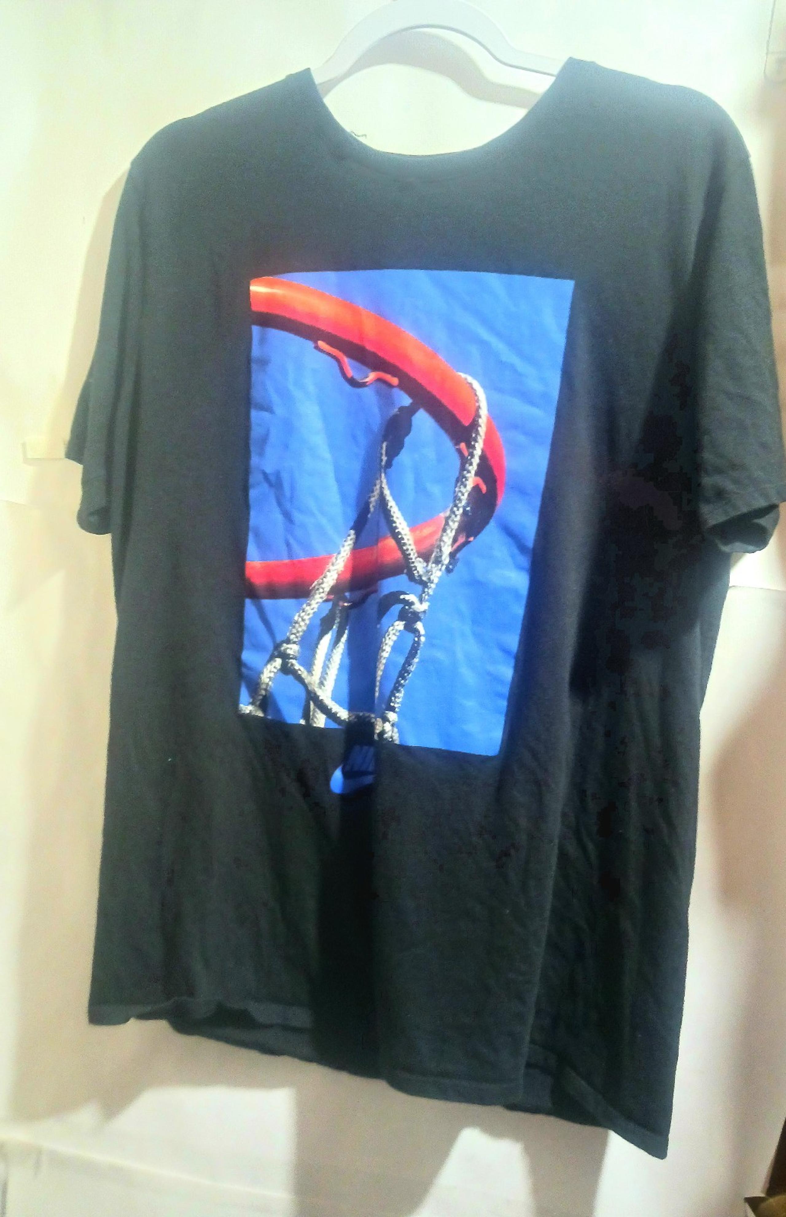 Women's Nike T-shirt, Size Large