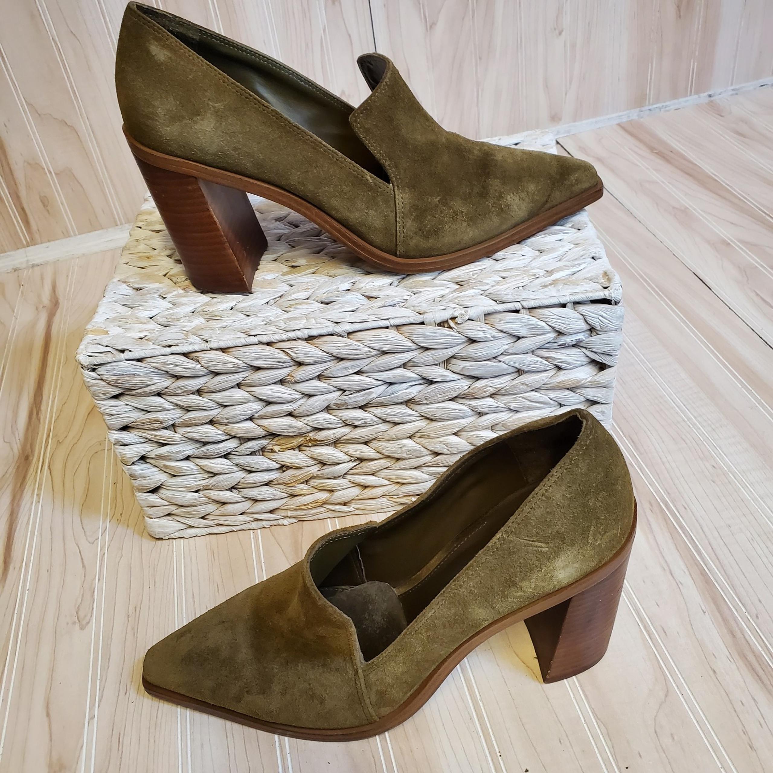Vince Camuto Wevenly Verona Green Suede High Heel Loafer Size 9 Women's EUC