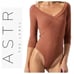 NWOT Astr The Label Rust Criss Cross Banded V-Neck Bodysuit - XL