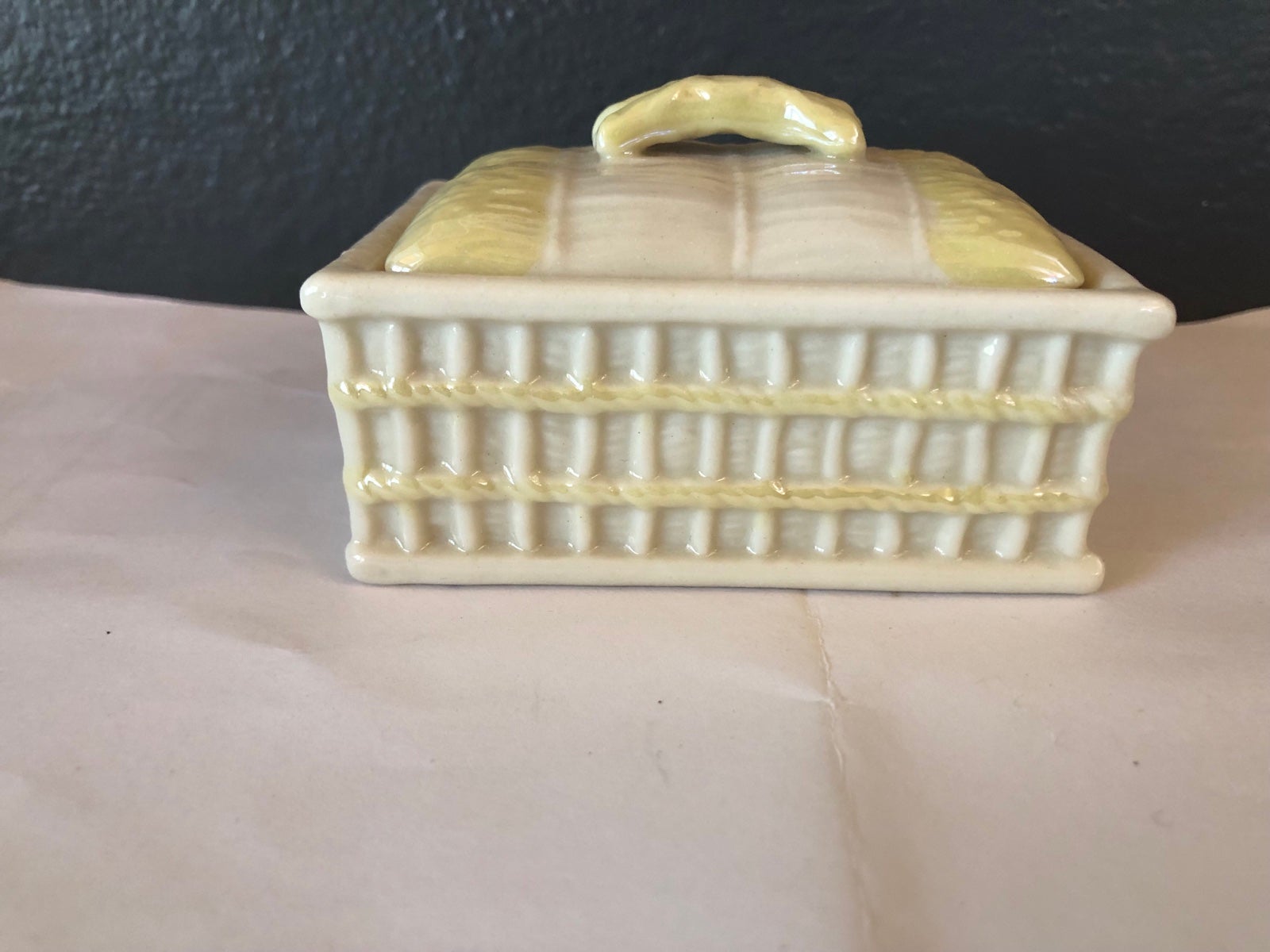 Belleek vintage Parian Translucent china Irish rectangular trinket box with lid