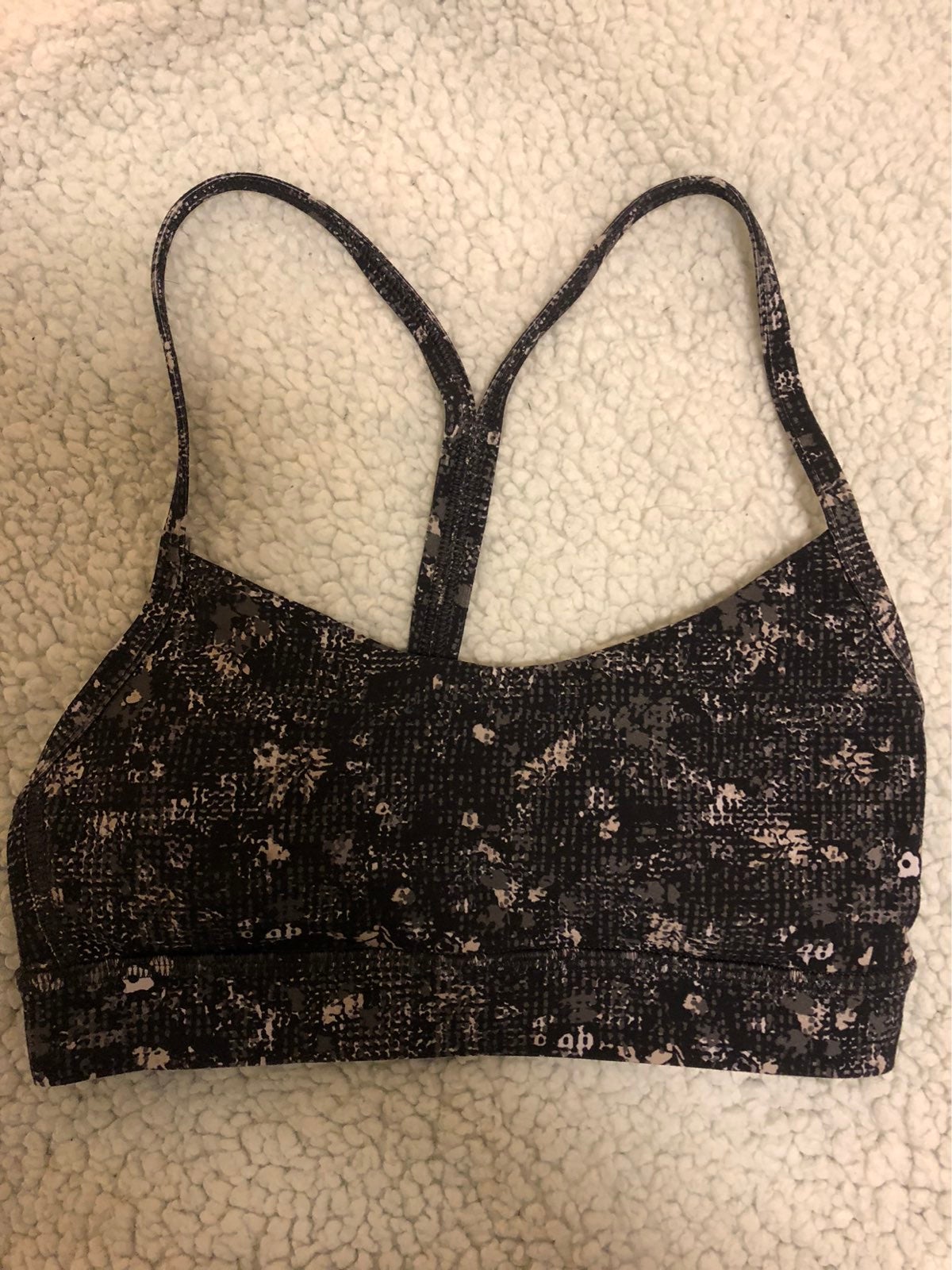 lululemon sports bra