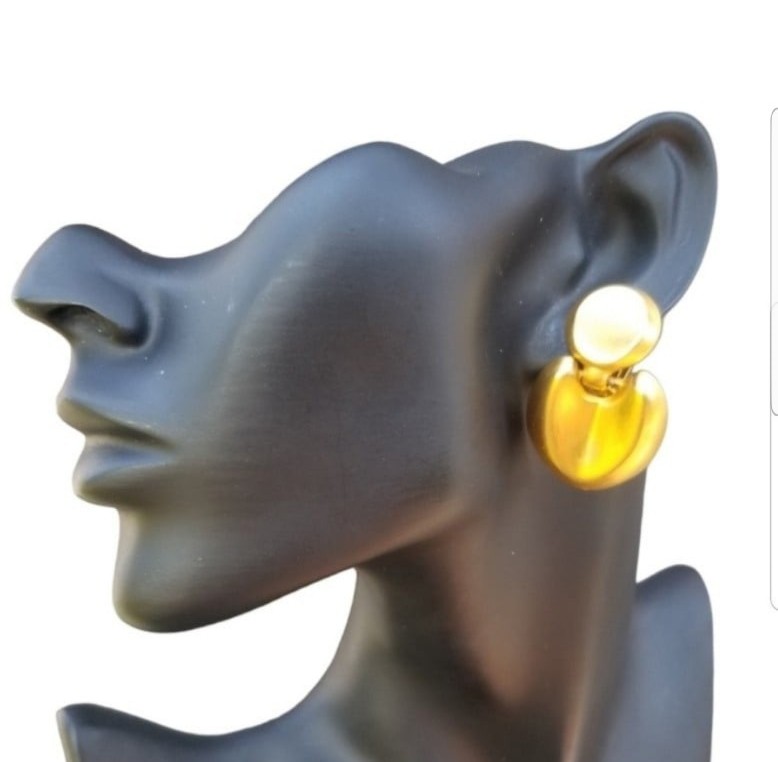 CLARA KASAVINA STUDIO DESIGNER 80S GOLDTONED DOORKNOCKER CLIP ON EARRINGS