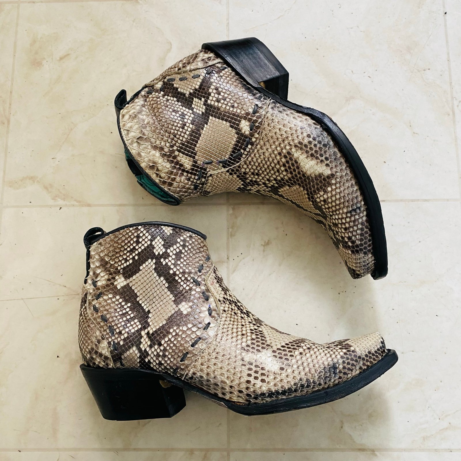Corral Natural Python Leather Snip Toe Western Cowgirl Ankle Boots A3655 size7.5
