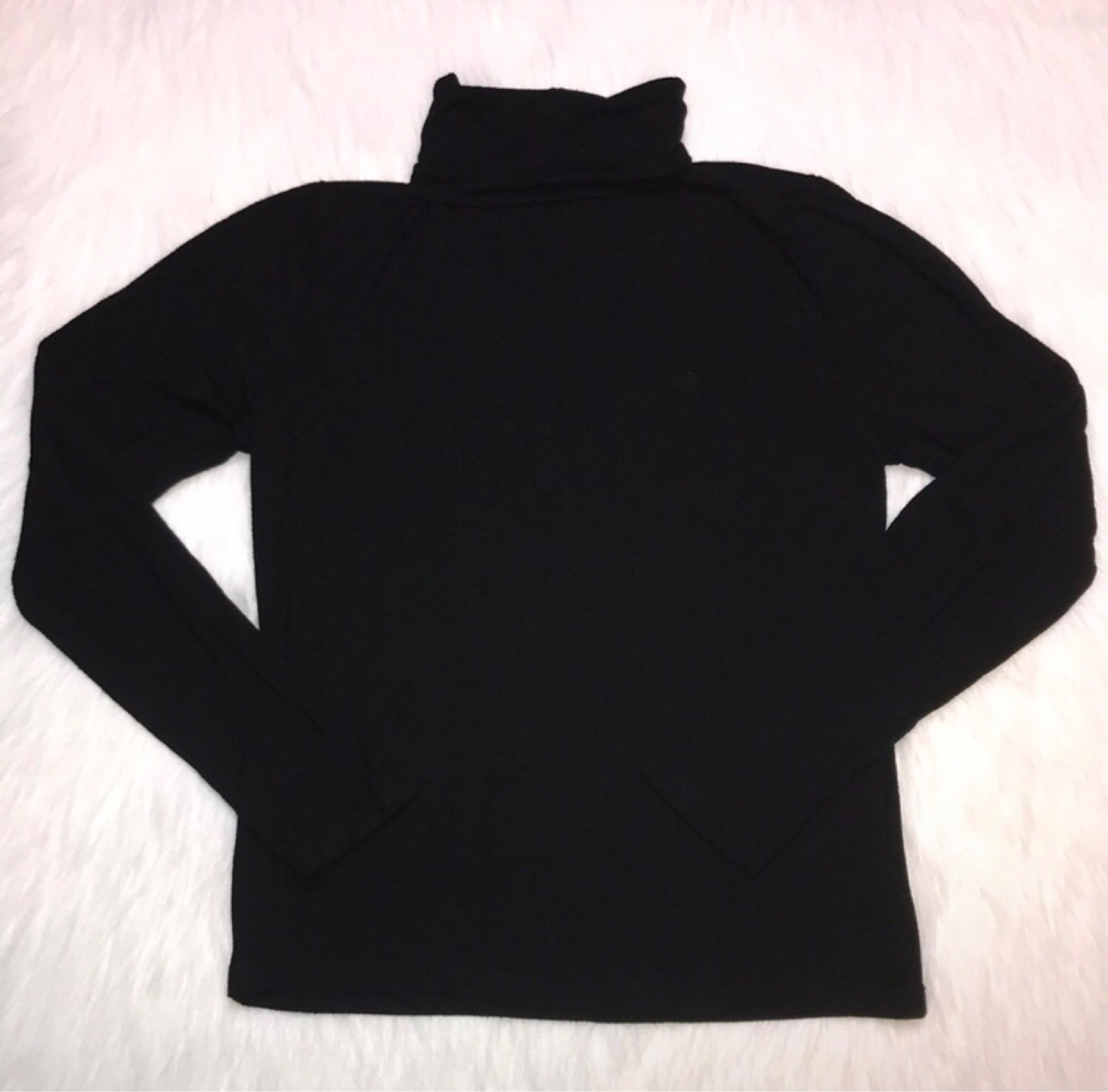 Lauren Ralph Lauren Women’s Black Turtleneck Long Sleeve Shirt