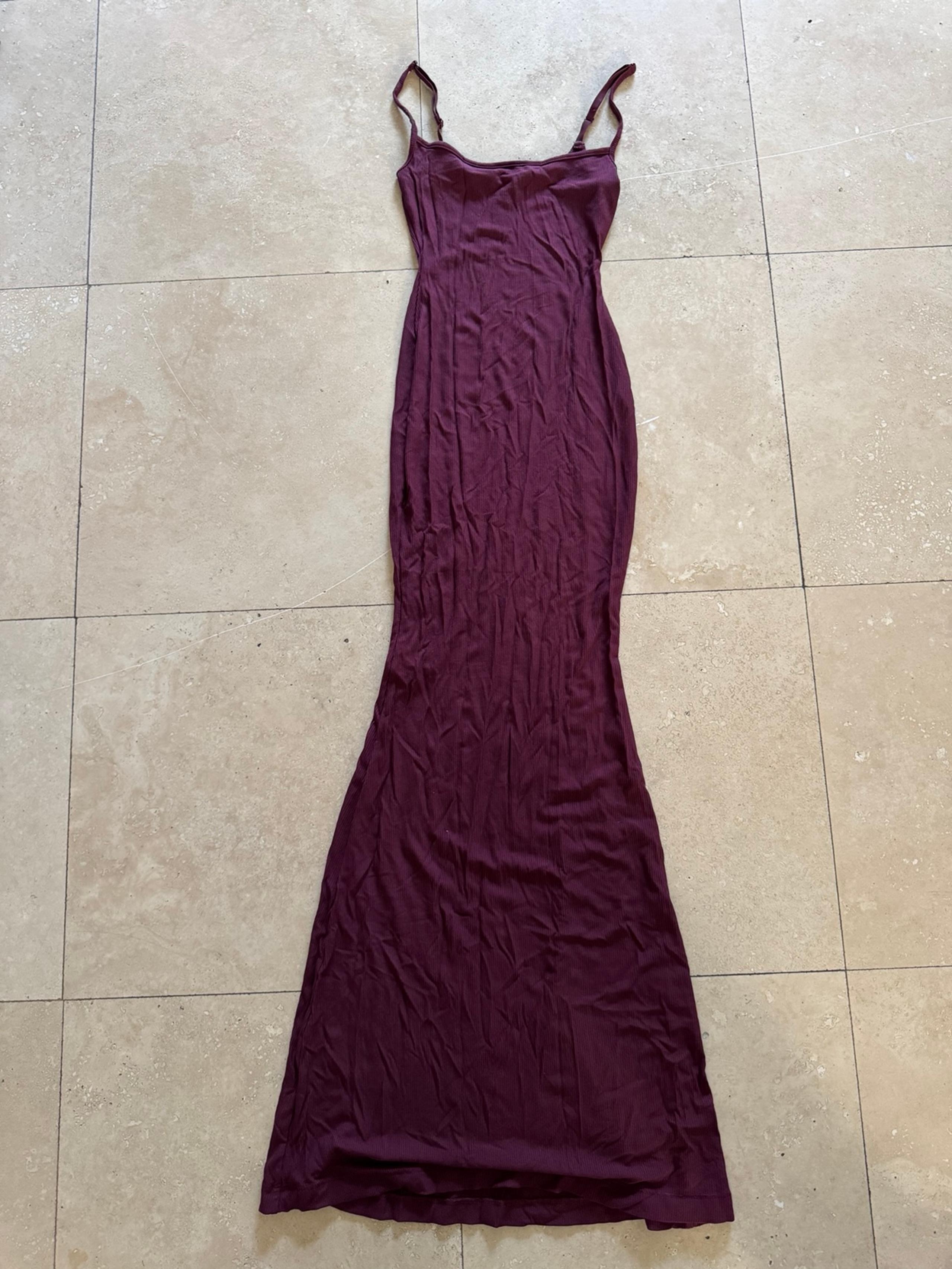 Dress Skims Bordeaux