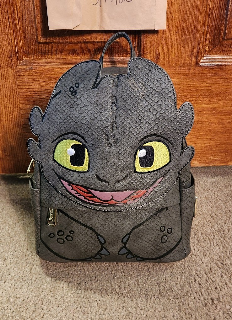 Toothless Loungefly