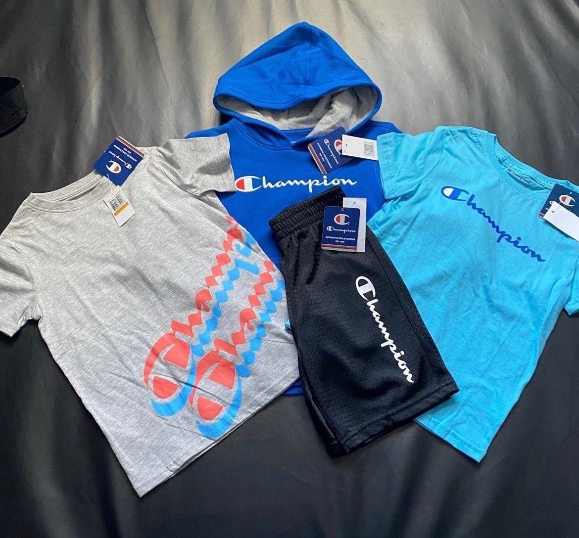 NWT Champion hoodie & activewear bundle boys size 7