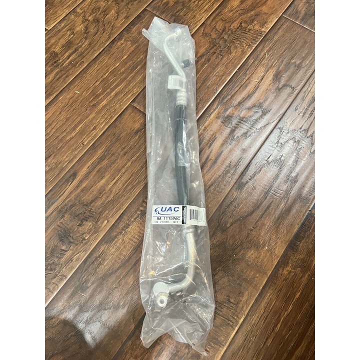 UAC A/C Suction Line Hose Assembly