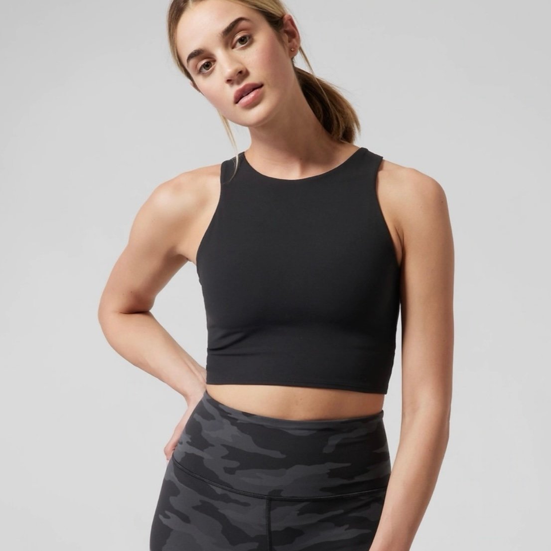 Athleta Conscious Crop Top Size Small