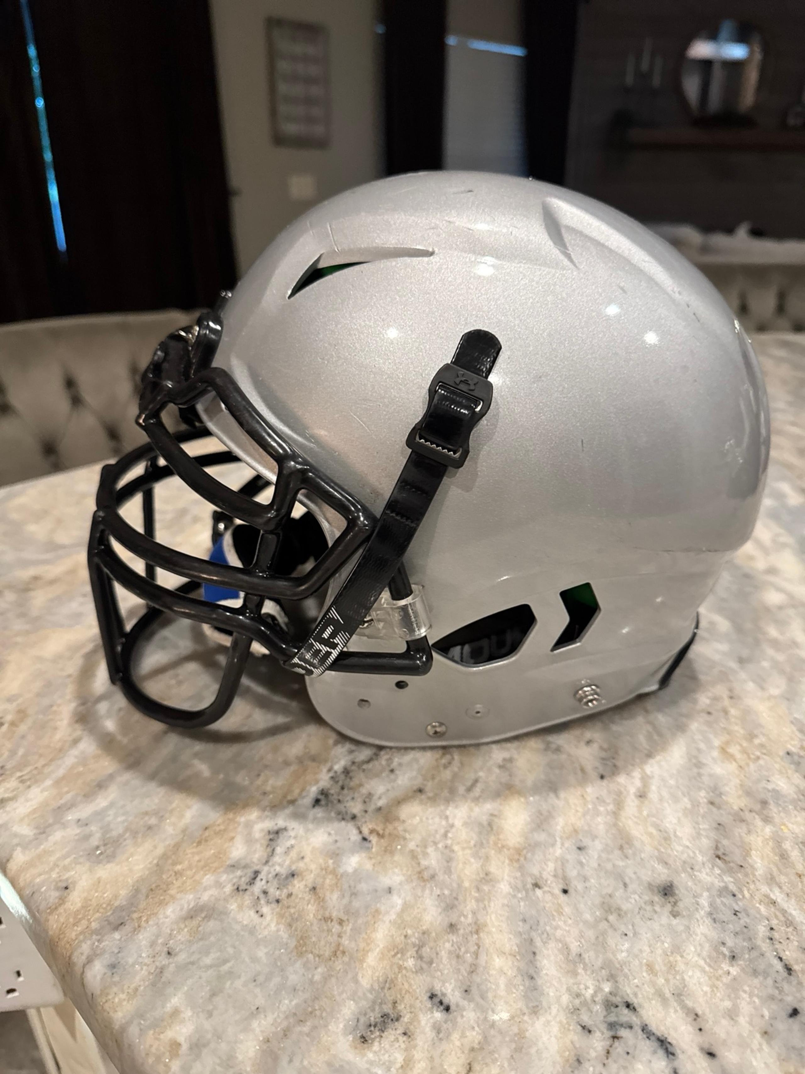 Schutt youth Small football helmet