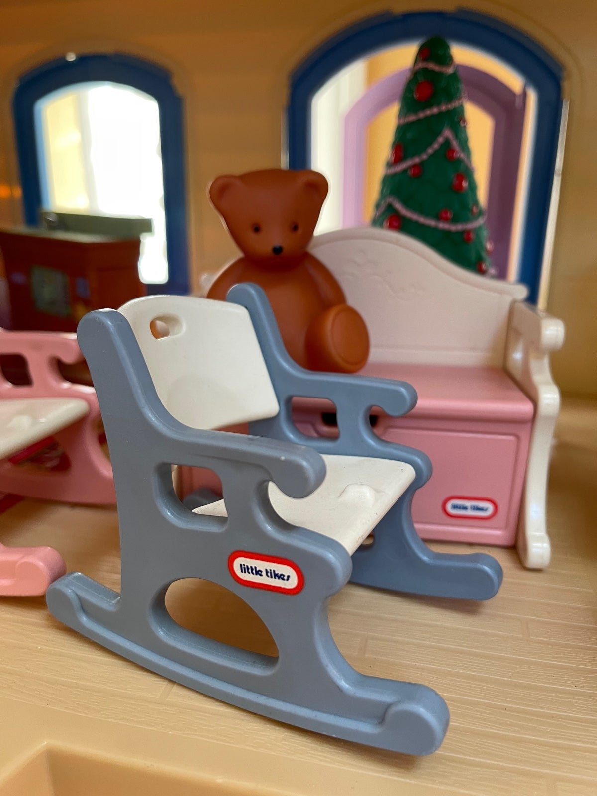 Little tikes rocking chair rocker dollhouse nursery like new!