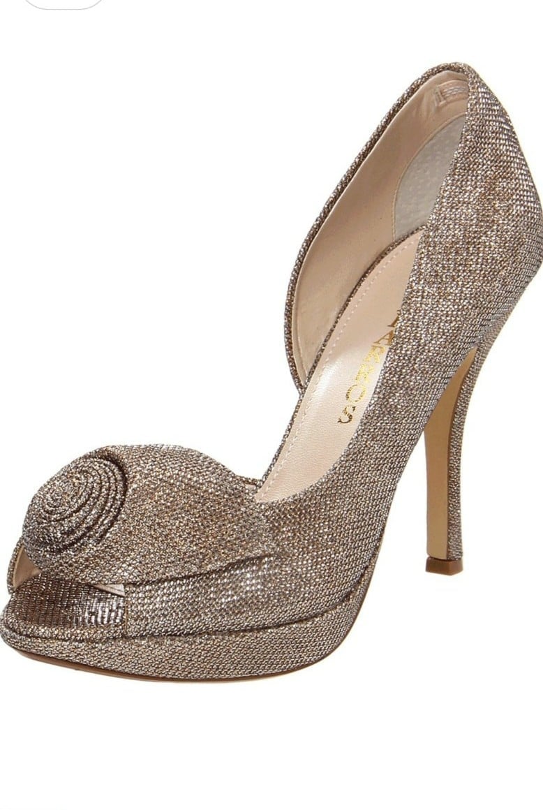 NEW NO BOX-Caparros Women's Baldwin Platform Pump SILVER 6M US Never worn