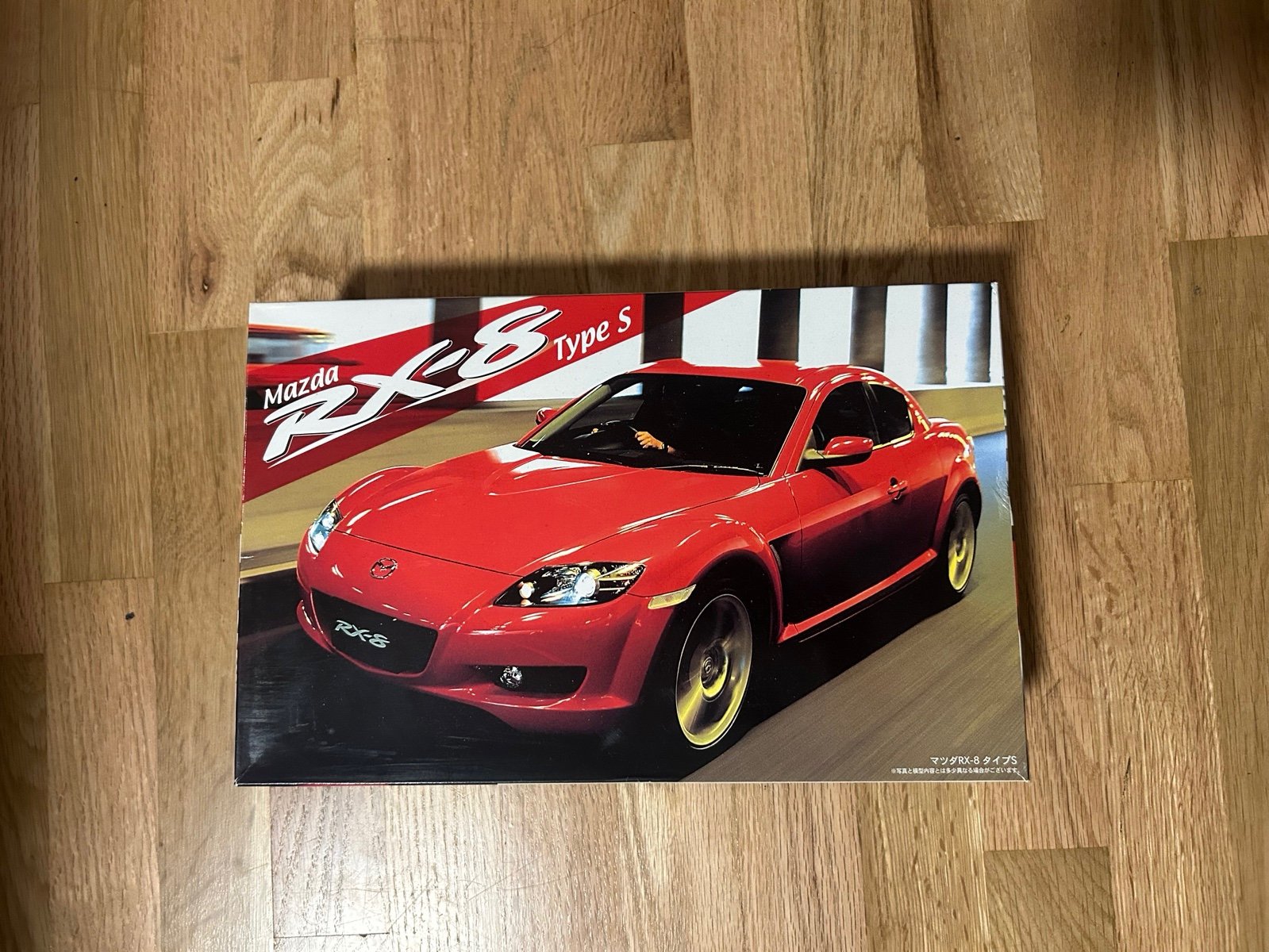 Fujimi 1:24 scale Mazda rx8 model kit