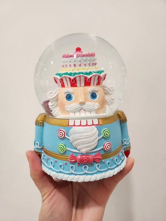New Ashland Christmas Pastel Noel Nutcracker Musical Music Water Snow Globe
