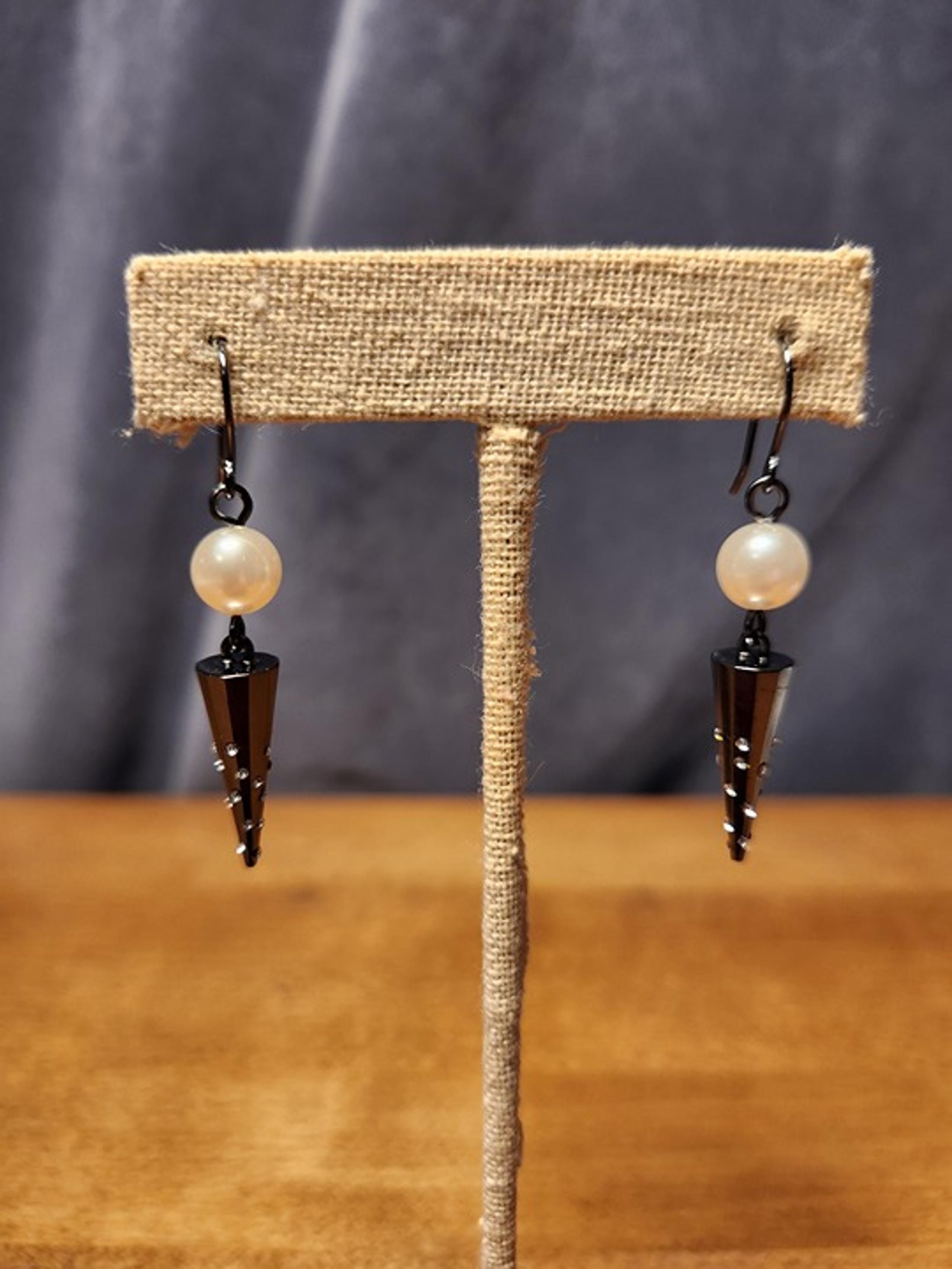 Chloe + Isabel Pearl + Pavé Spike Drop Earrings