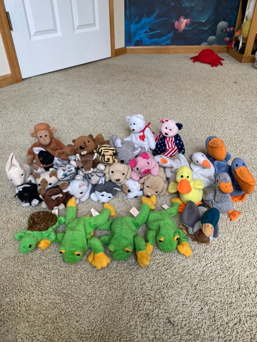 Lot of beanie babies