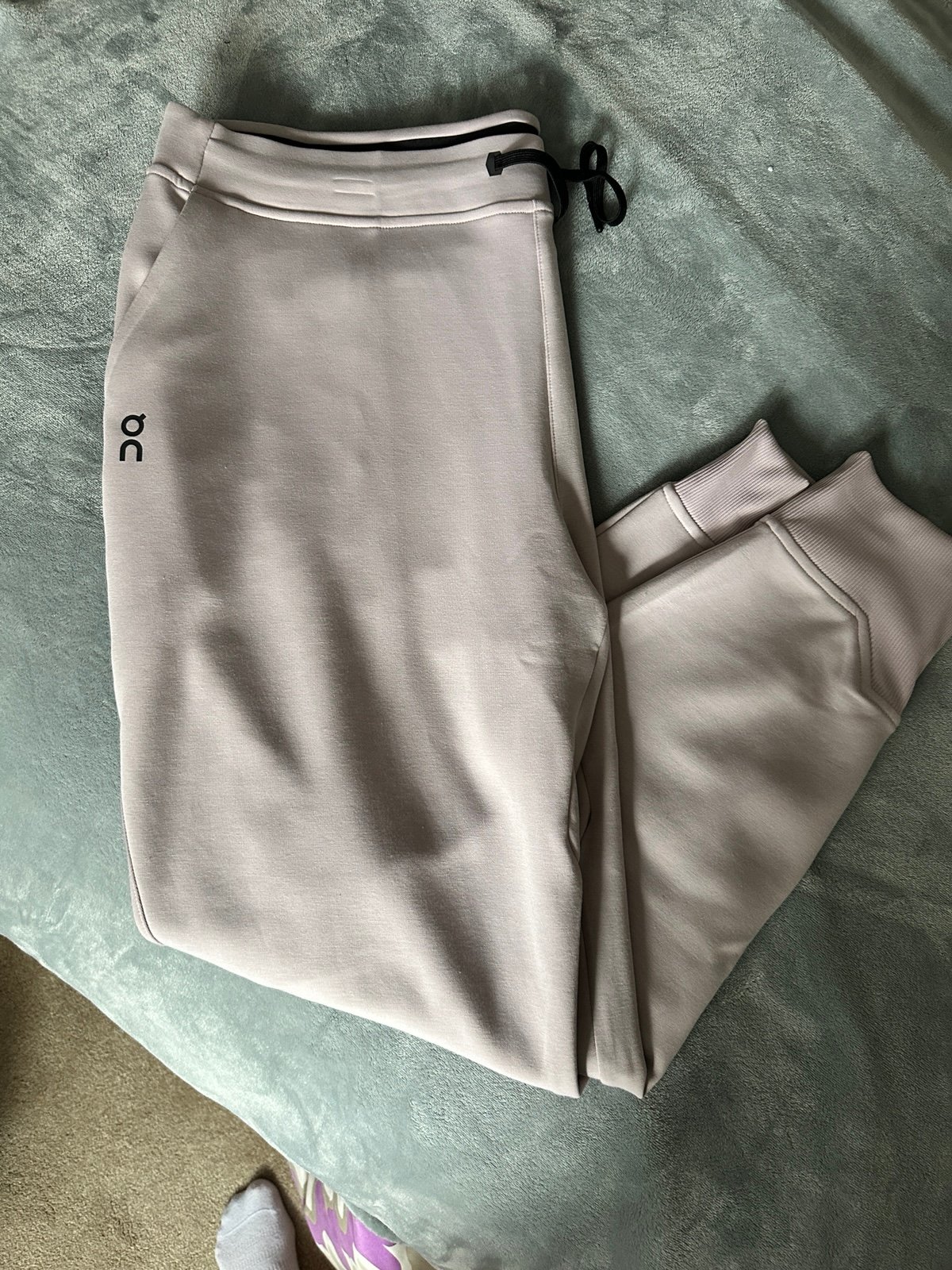 On Cloud Joggers