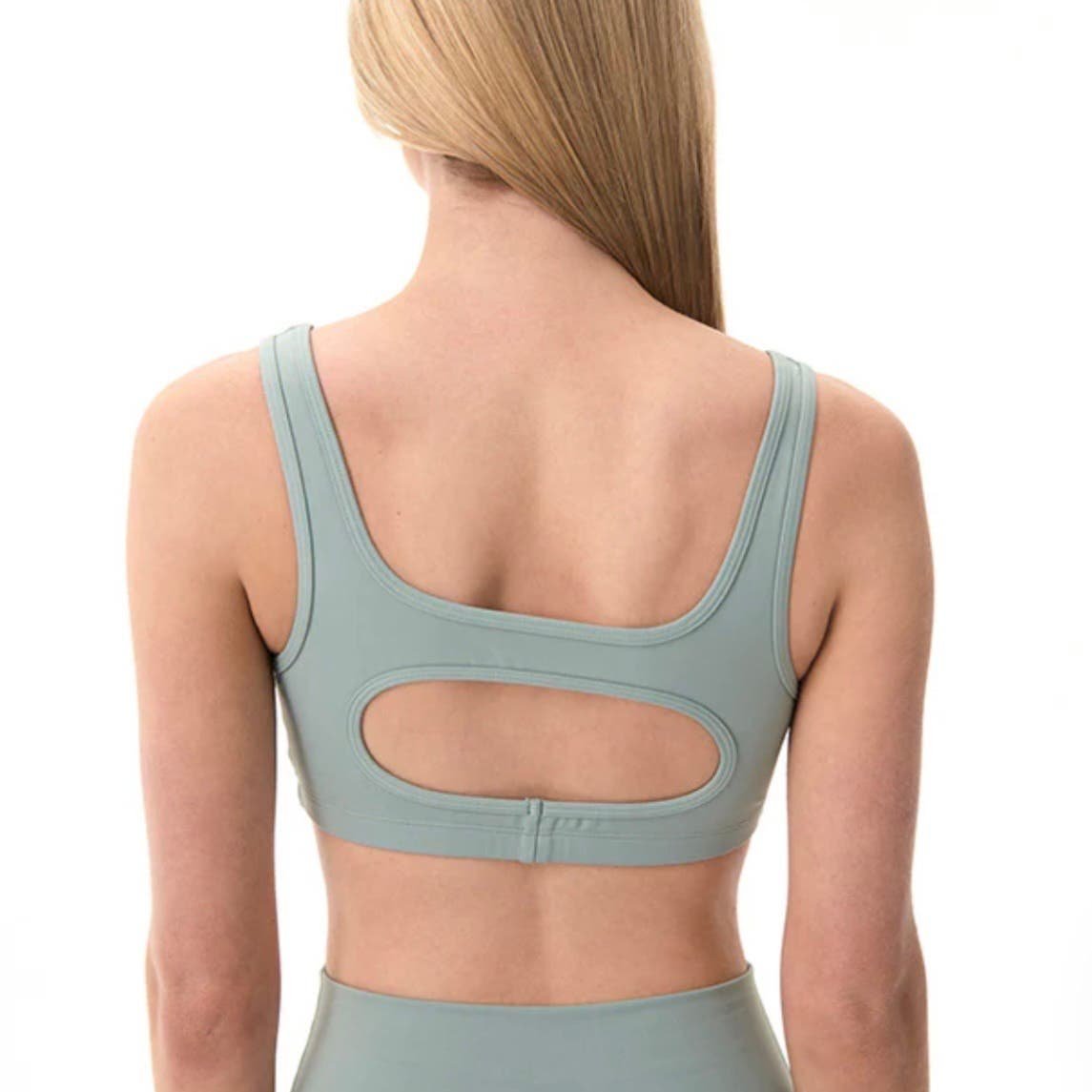 P.E Nation AMPLIFY SPORTS BRA IN ICEBERG GREEN Size Medium