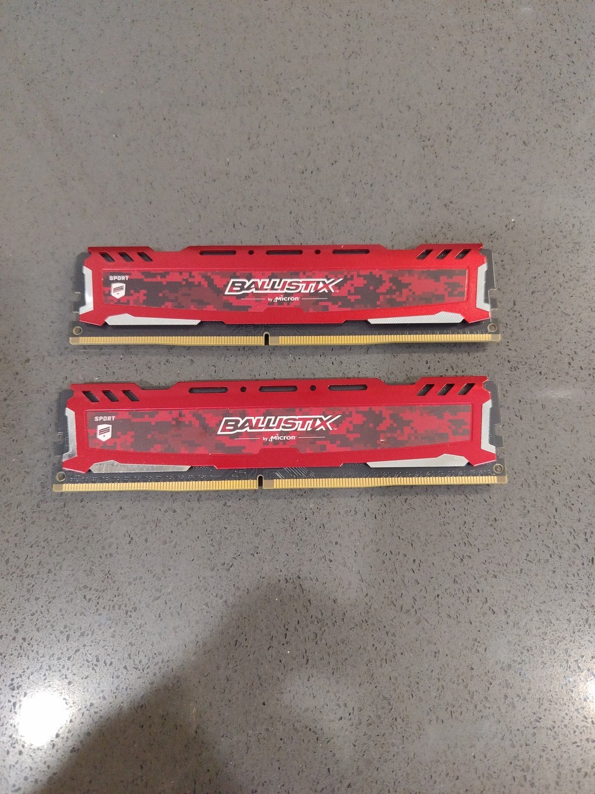 Ballistix Sport 16gb ddr4 w/ XMP 16-18-18-38 1.2V (bls4g4d26bfse.8fbd2)
