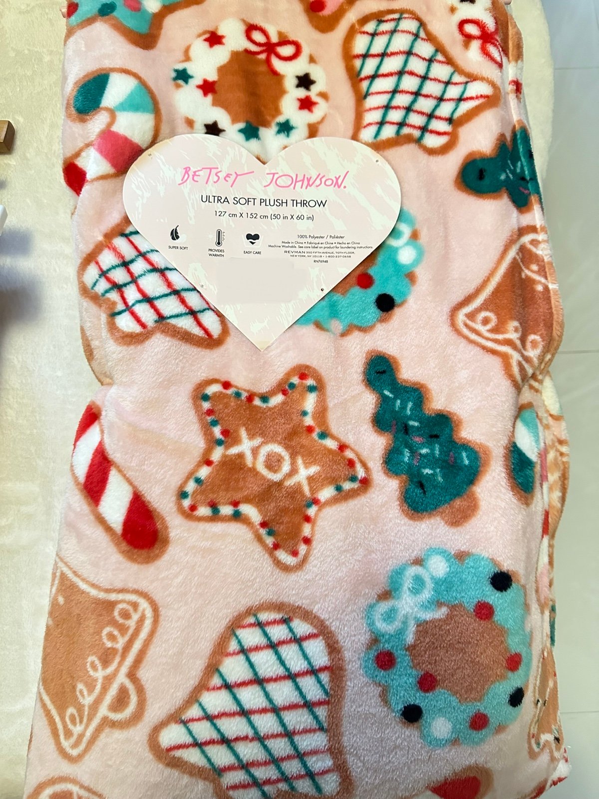 Betsey Johnson Christmas Pink Gingerbread Blanket TIKTOK VIRAL 2024 CHRISTMAS
