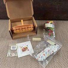 Longaberger Collectors Club May Series Miniature Tulip Basket Combo