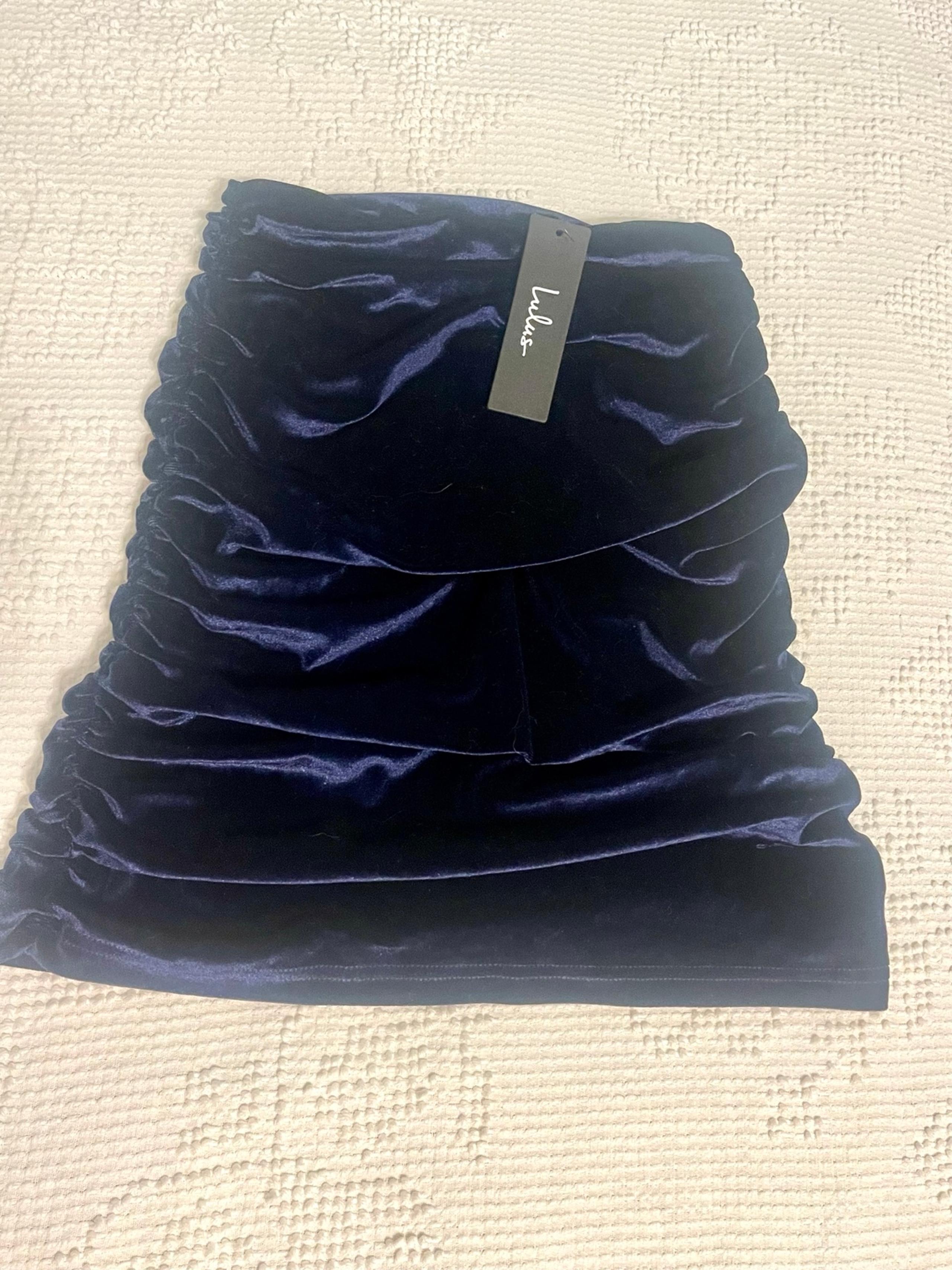 Lulus Skirt Womens Size XS Blue Velvet Mini Skirt New With Tags