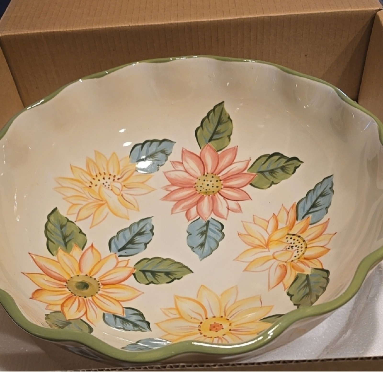 Bowl sunflower design new Serving bowl From Longaberger.