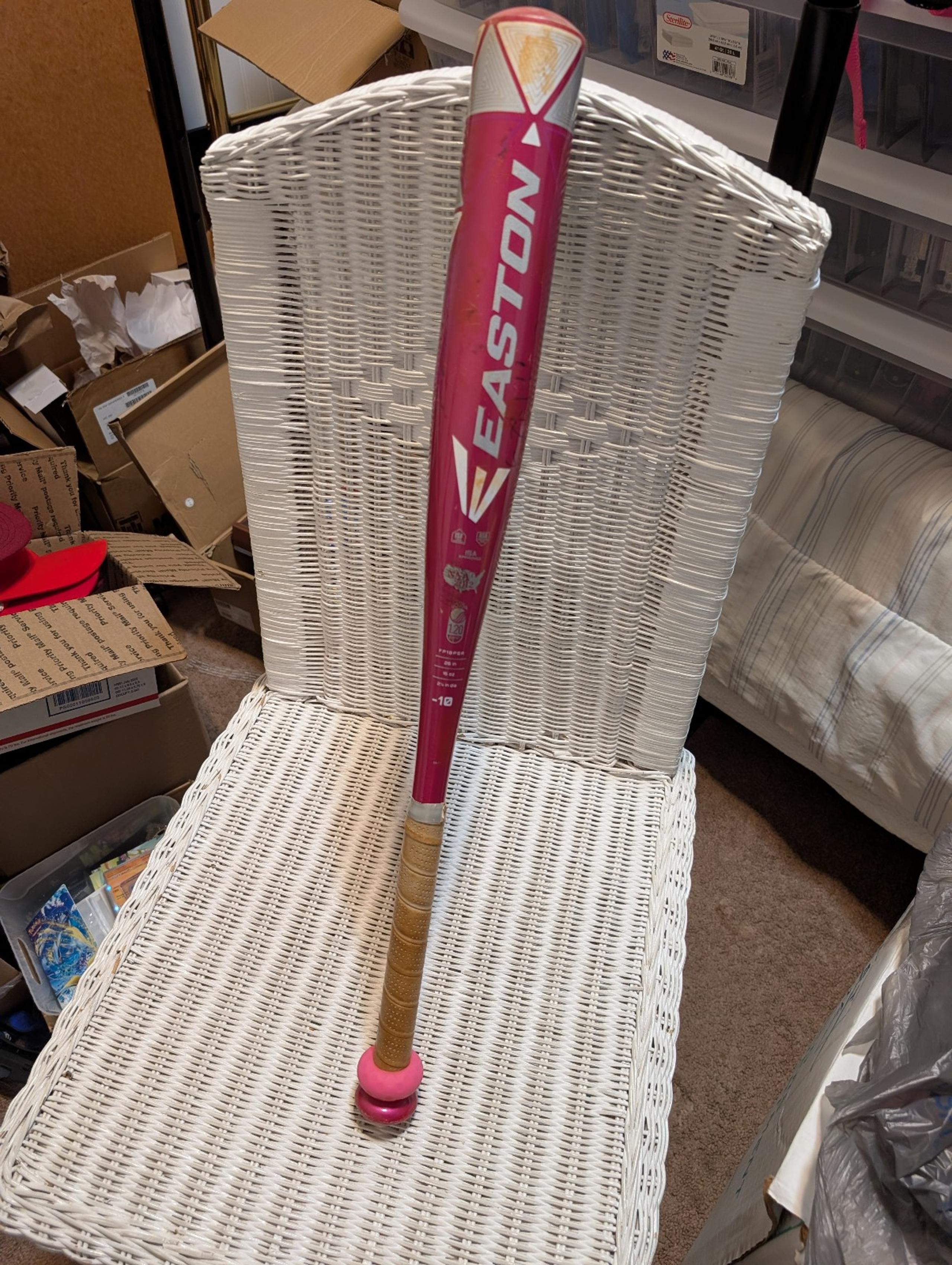 Easton Pink Sapphire Youth Softball Bat 26 Inch 16 oz ALX50 HITS GREAT!