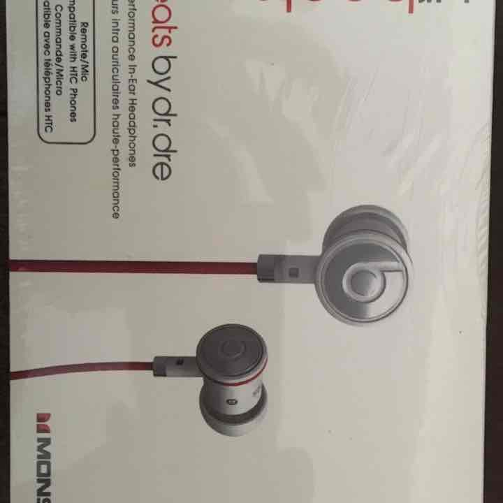 Urbeats by dre brand new