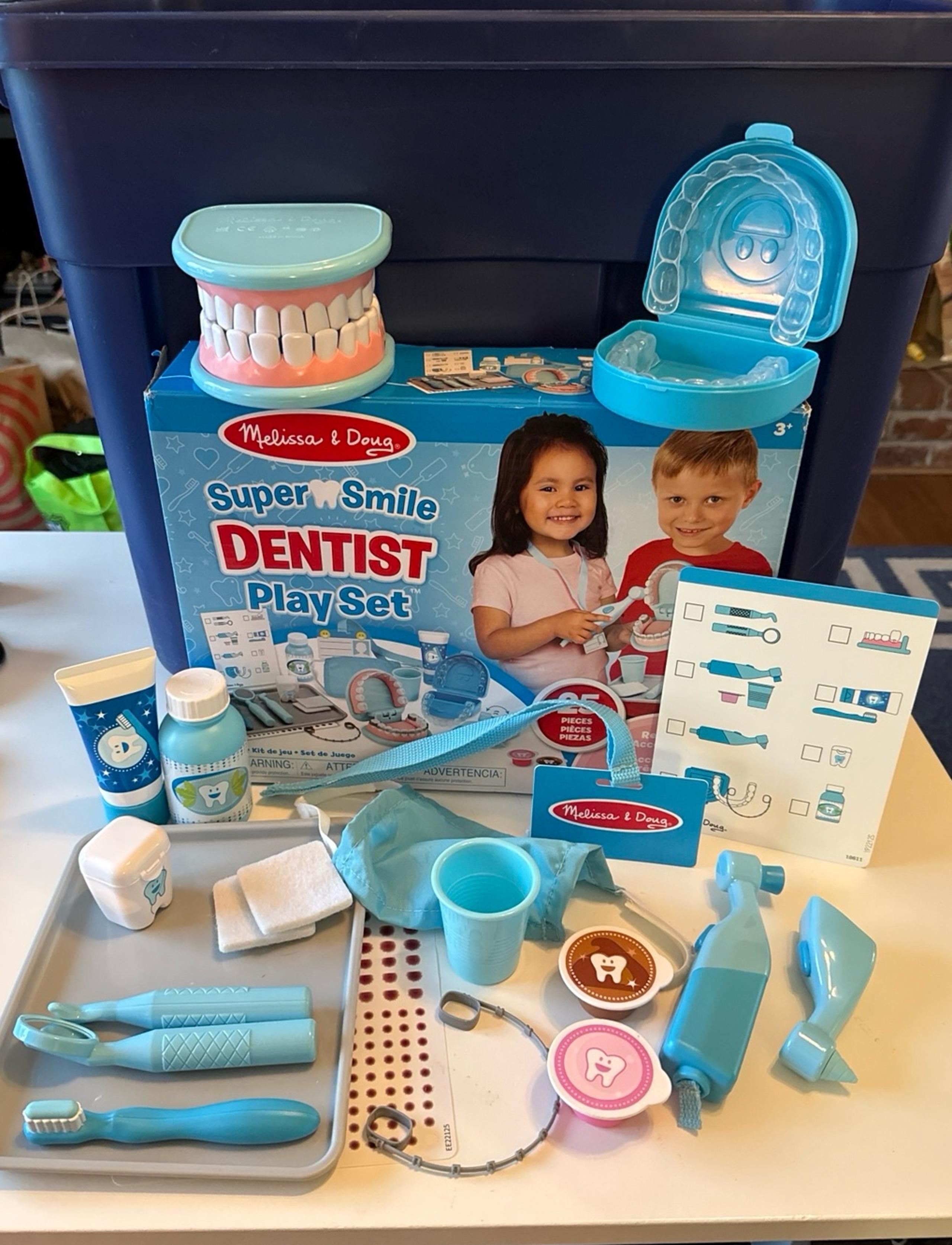 Melissa & Doug Super Smile Dentist Play Set