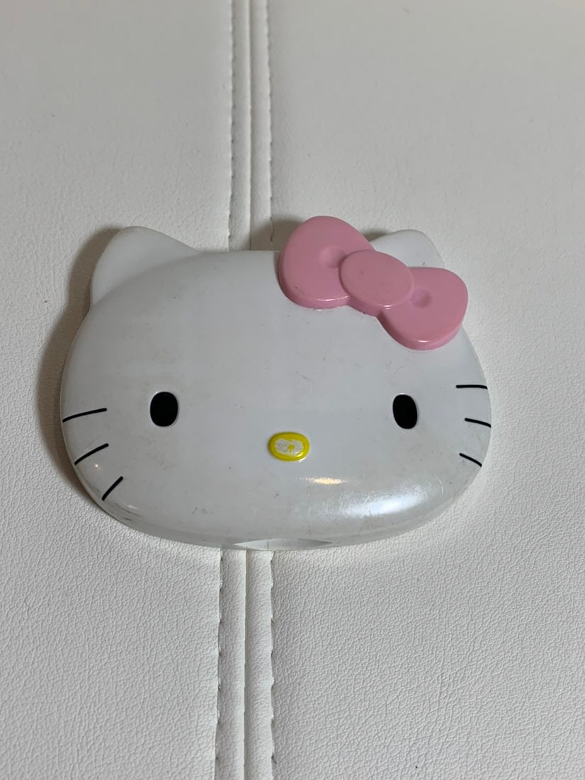 Vintage Hello Kitty Comb & Mirror