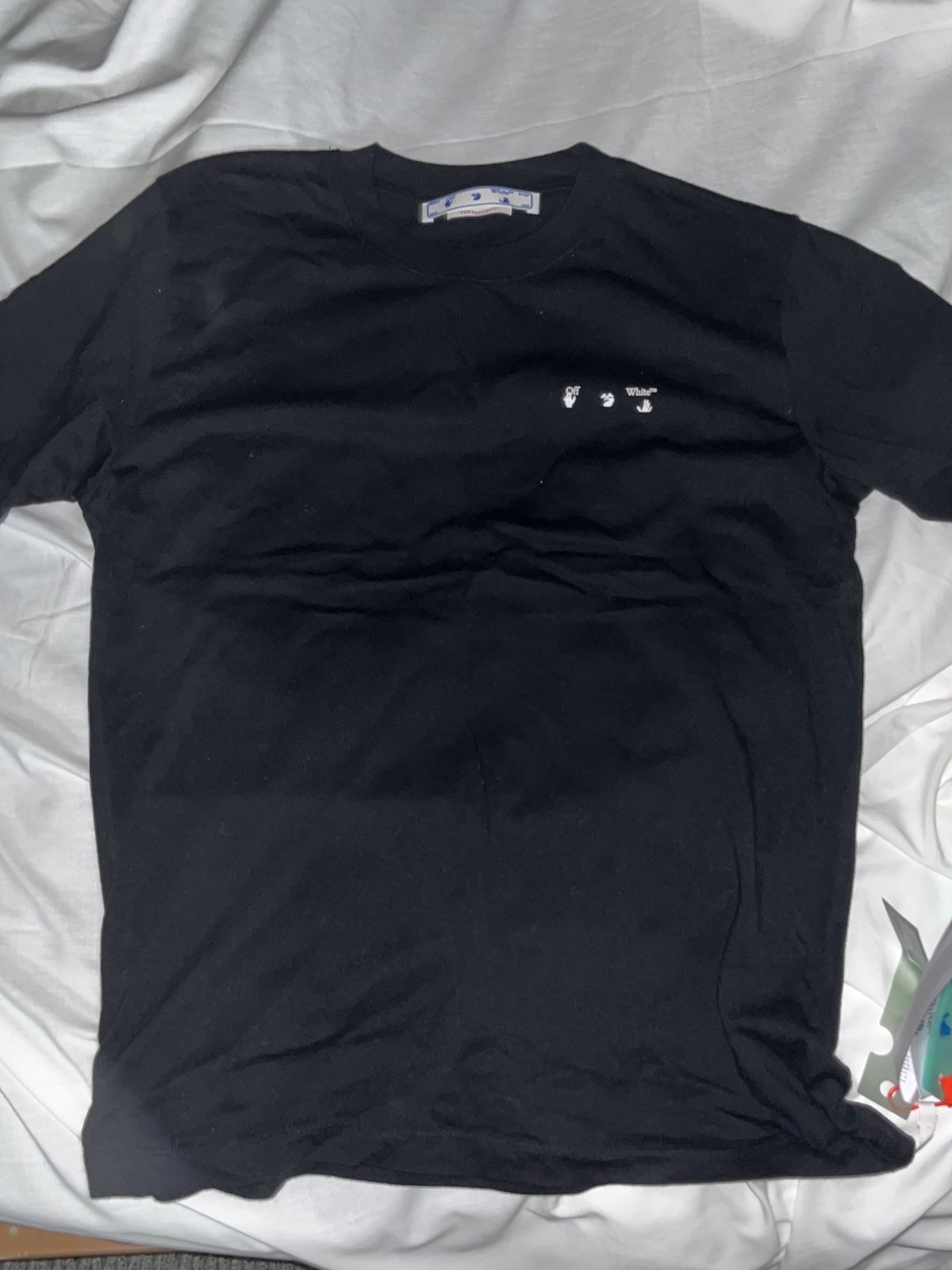 Off-white seasonal men’s T-shirt