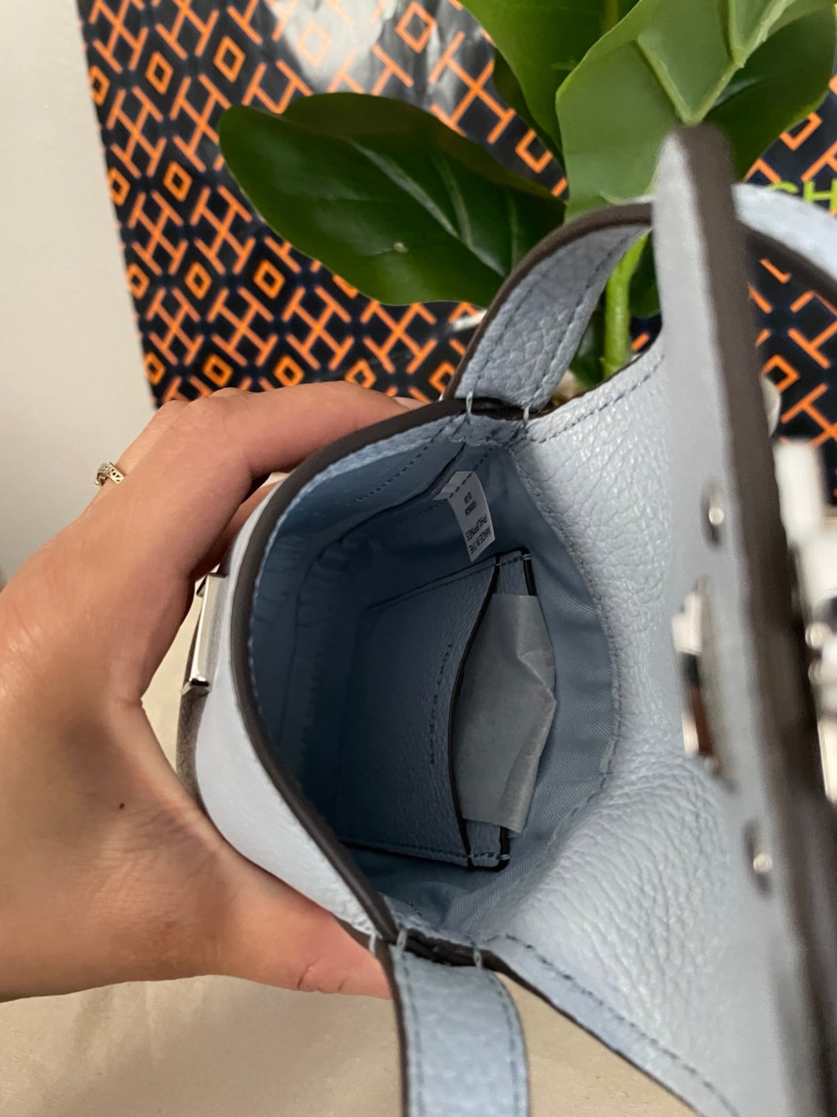New, tory burch britten phone crossbody 151007 blue mist