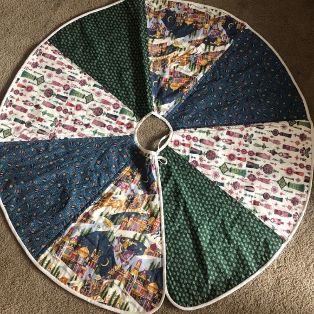 Handmade Farmhouse Country Patchwork Print Christmas Tree Skirt 47” Round