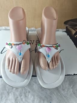 Item photo preview #2