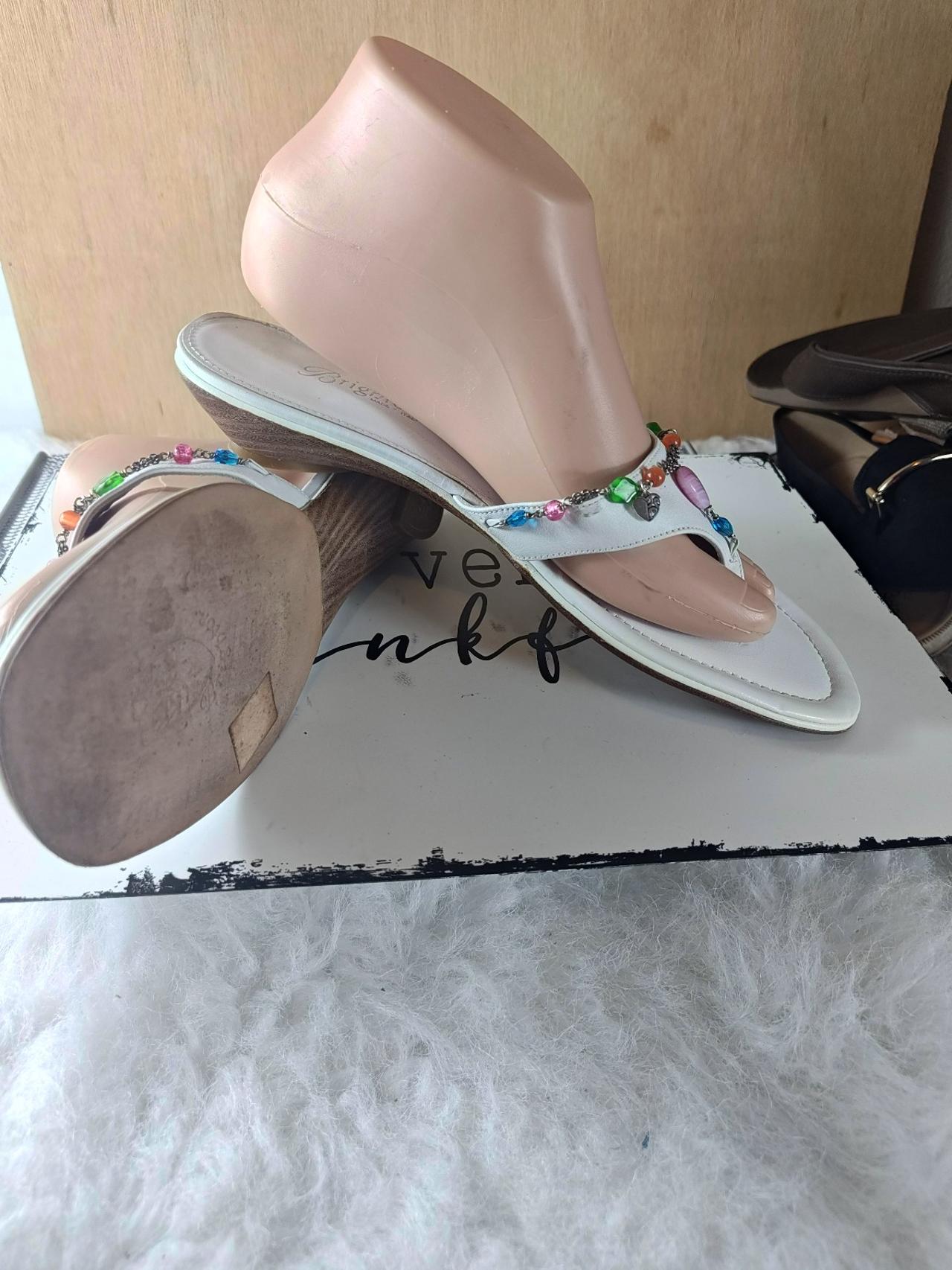 item photo #3
